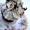 Bezeli_-Kakaolu-_Muffin-_PastalarTatlilar_com-300x408