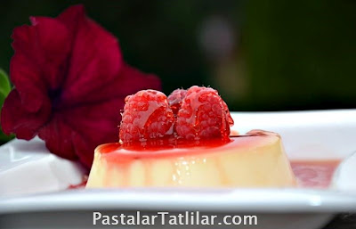 Karamelli Frambuaz Panna Cotta