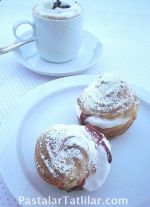 Kremalı Profiterol