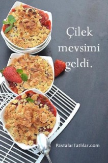 Çilekli Kıtır / Crumble