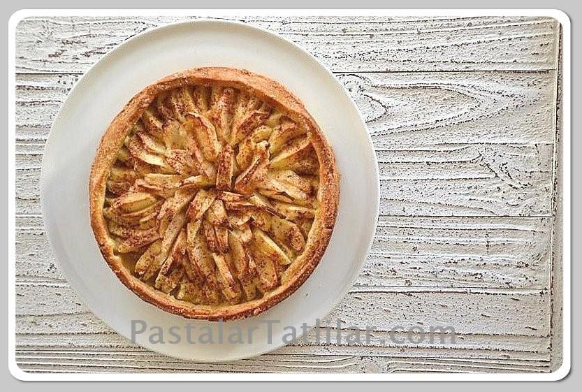 Pratik Elmalı Tart